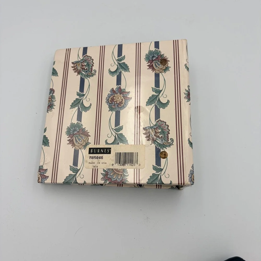 BURNES Photo Album Scrapbook Binder Floral Stripes Beige USA Made‎